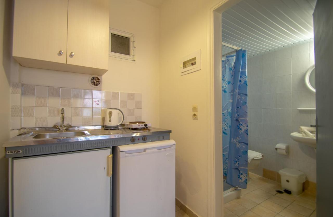 Apart Otel Agoulos 2*