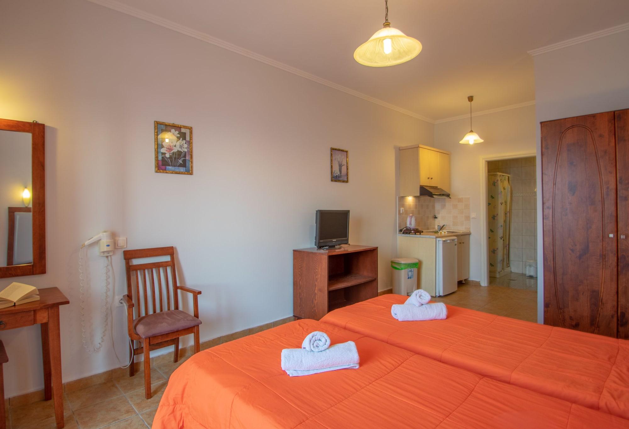 Agoulos Apartahotel 2*